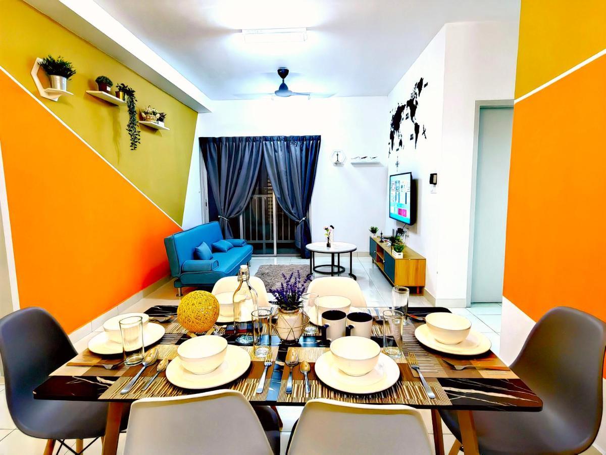 Alanis Residence 7 Pax @ Sepang Klia Kota Warisan Exterior foto